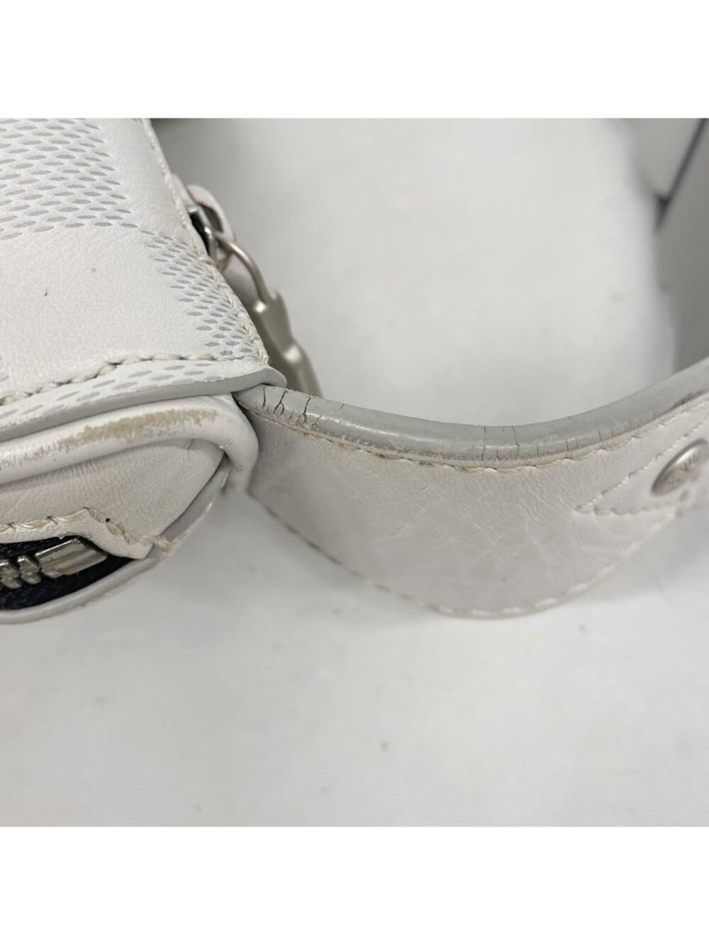 Louis Vuitton Waist Bag Damier Infini Blanc - Picture 6 of 12